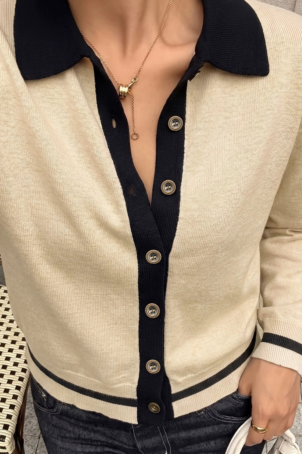 Contrast Point Collar Button Cardigans