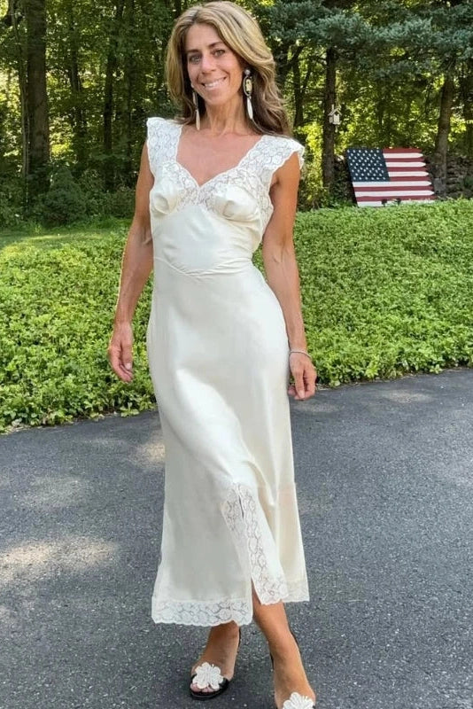 Elegant Lace Slit Loose Pleated Backless Sleeveless Midi Dress