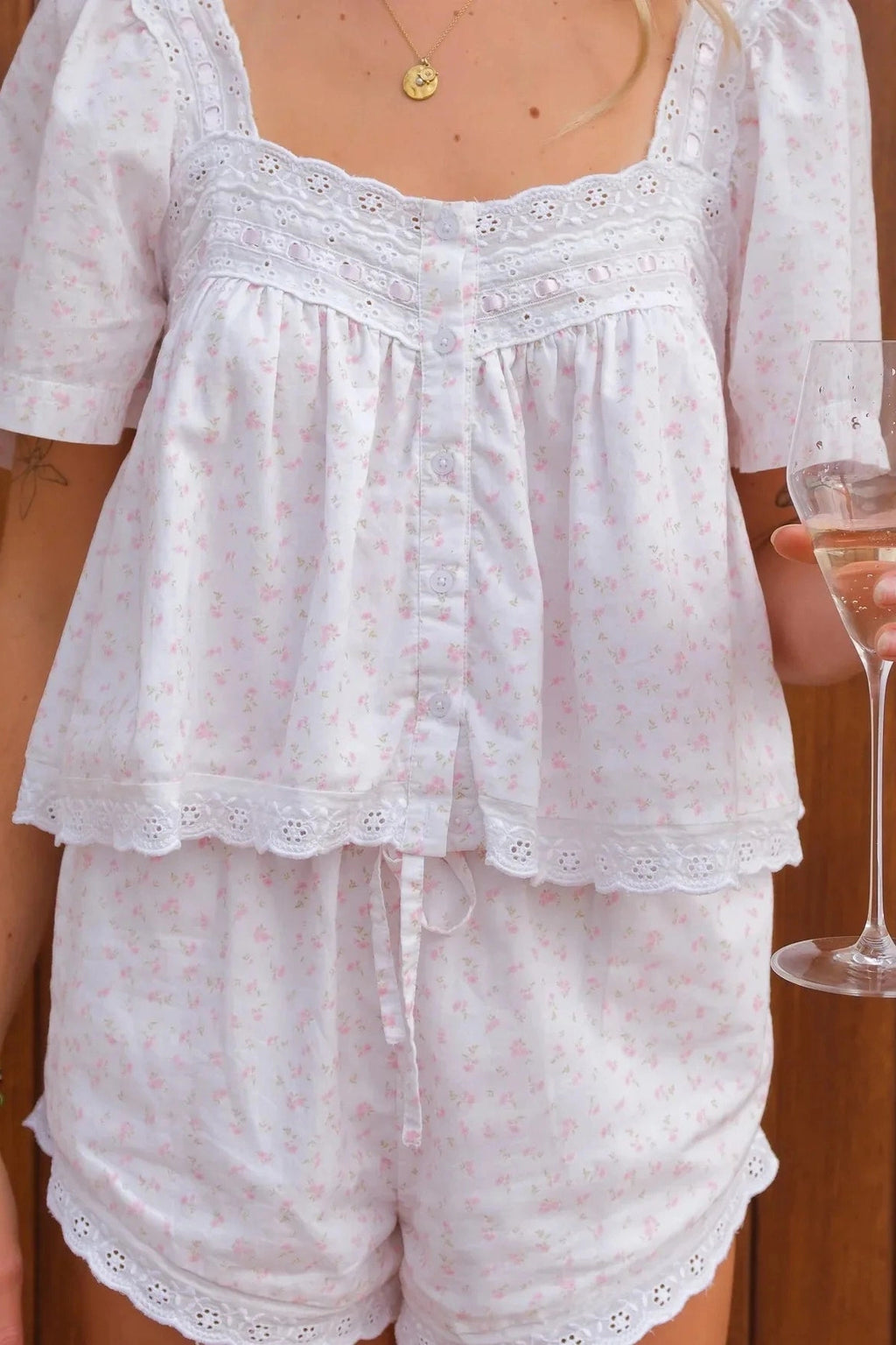 Glorol - Button-Up Lace Short Sleeve Top