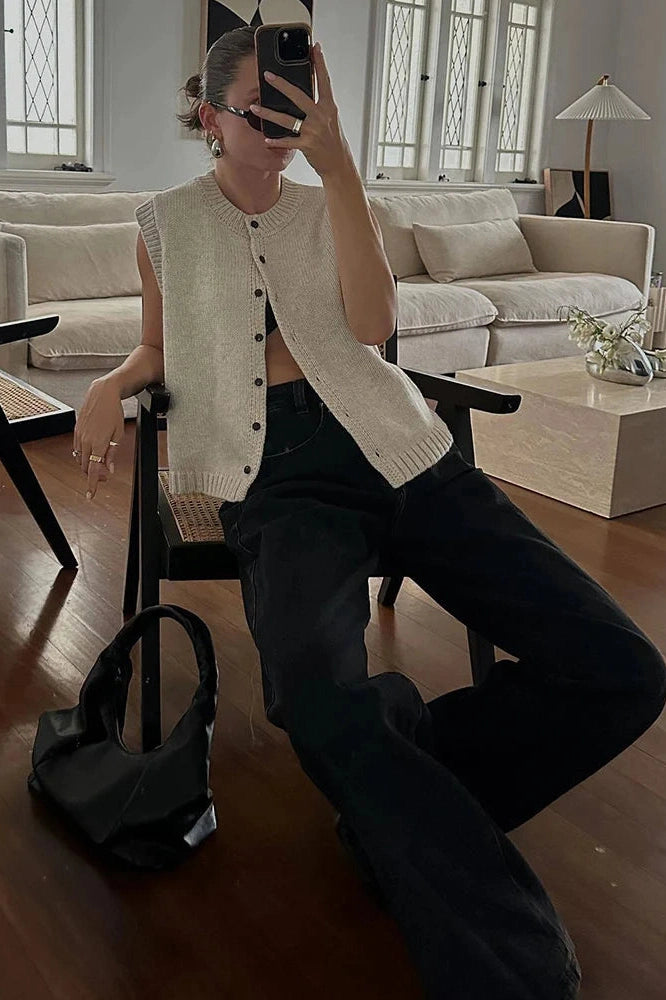 Glorol - Single-Breasted Sleeveless Top