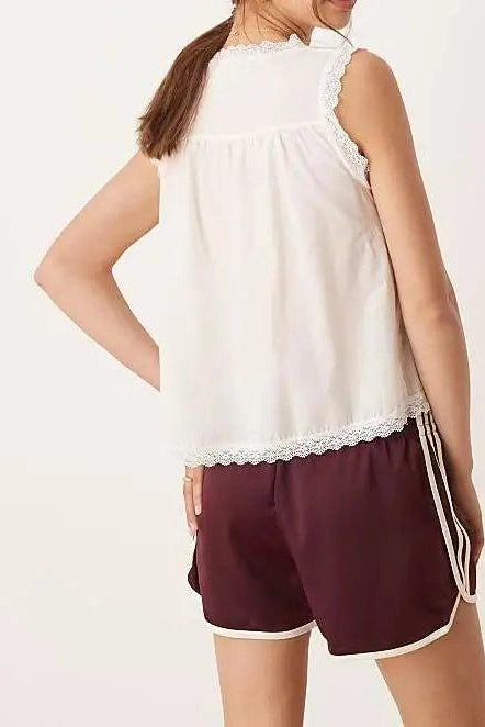Glorol - Sleeveless Square Neck Lace Button Top