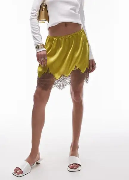 Glorol - Elastic Waist Lace Trimmed Skirt