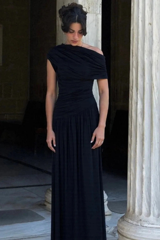 Glorol - Incline Shoulder Backless Sleeveless Pleated Maxi Dress