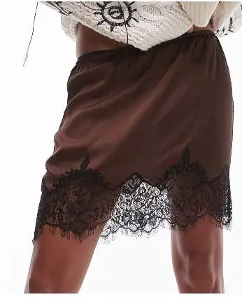 Glorol - Elastic Waist Lace Trimmed Skirt