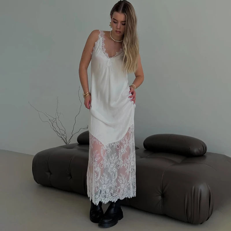 Glorol - Spaghetti Strap Lace Backless Slim Maxi Dress