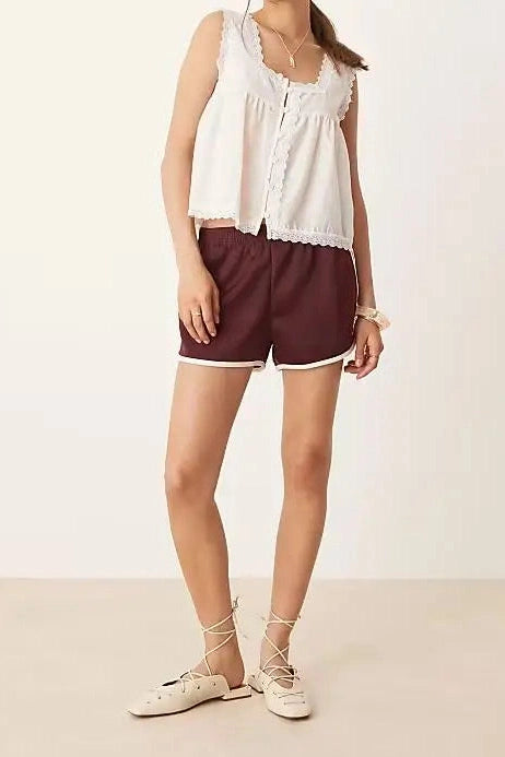 Glorol - Sleeveless Square Neck Lace Button Top