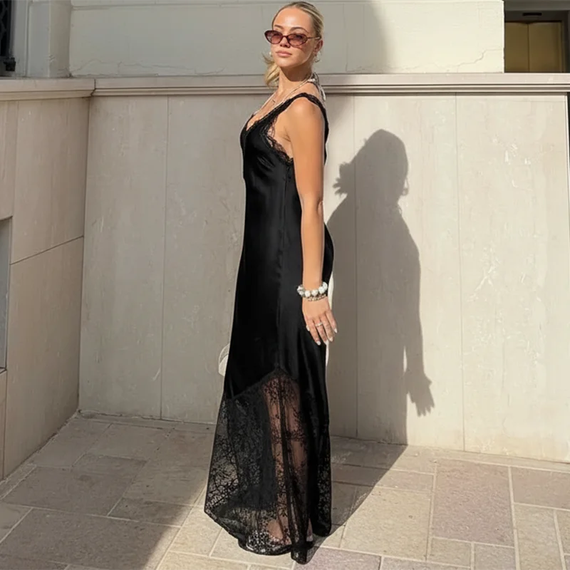 Glorol - Spaghetti Strap Lace Backless Slim Maxi Dress
