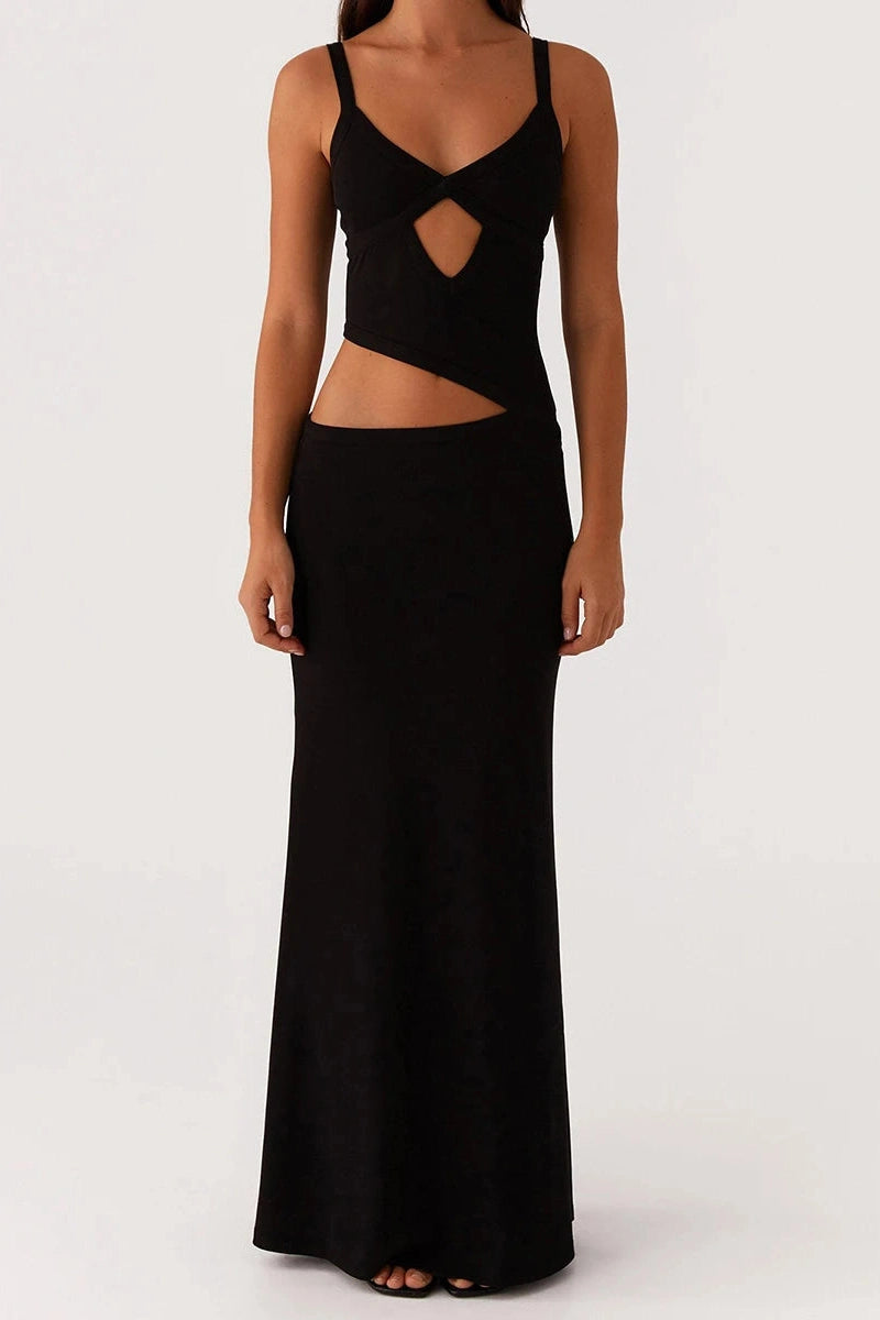 Glorol - Hollowed Sleeveless V-Neck Backless Maxi Dress
