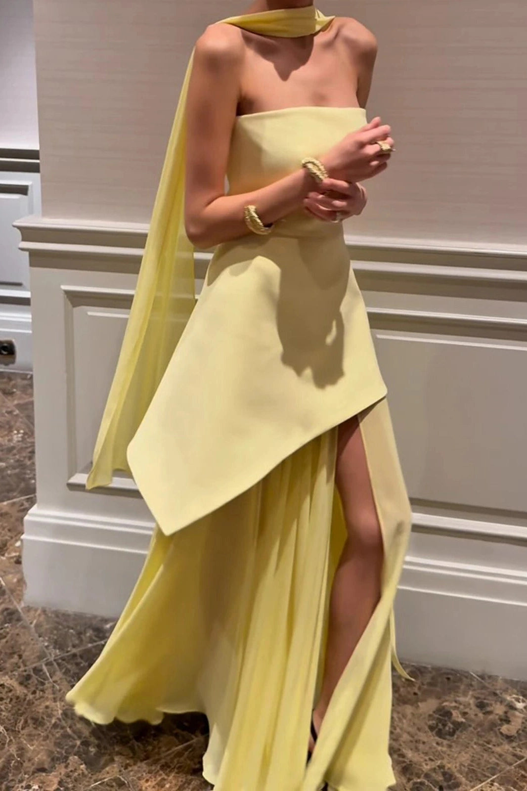 Glorol - Off-Shoulder High Split Strapless Sleeveless Maxi Dress