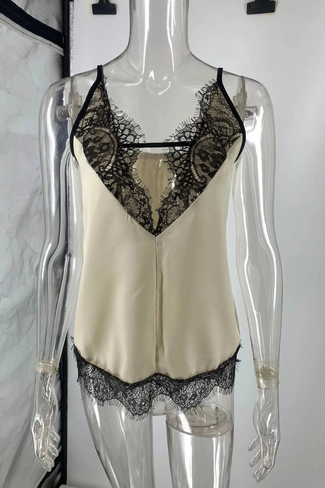 Glorol - Lace Deep V-Neck Spaghetti Strap Top