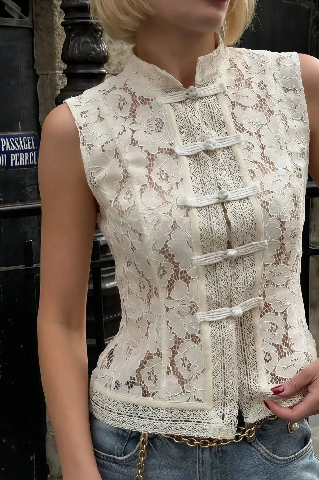 Glorol - Hollow Out Lace Sleeveless Printed Patchwork Top