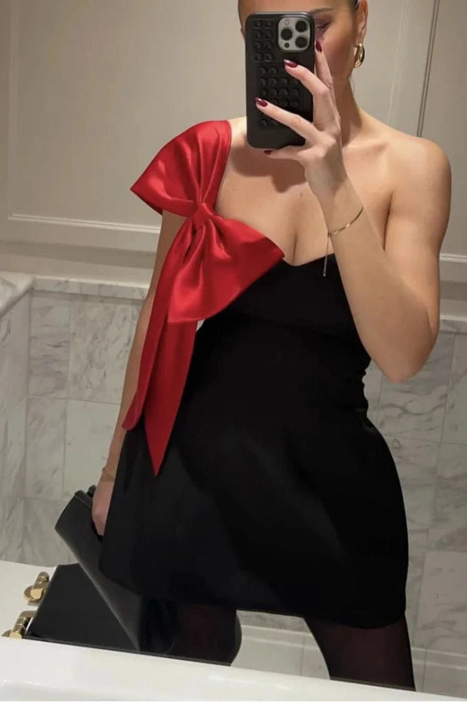 Glorol - Off-Shoulder Bow Sleeve Strapless Backless Mini Dress