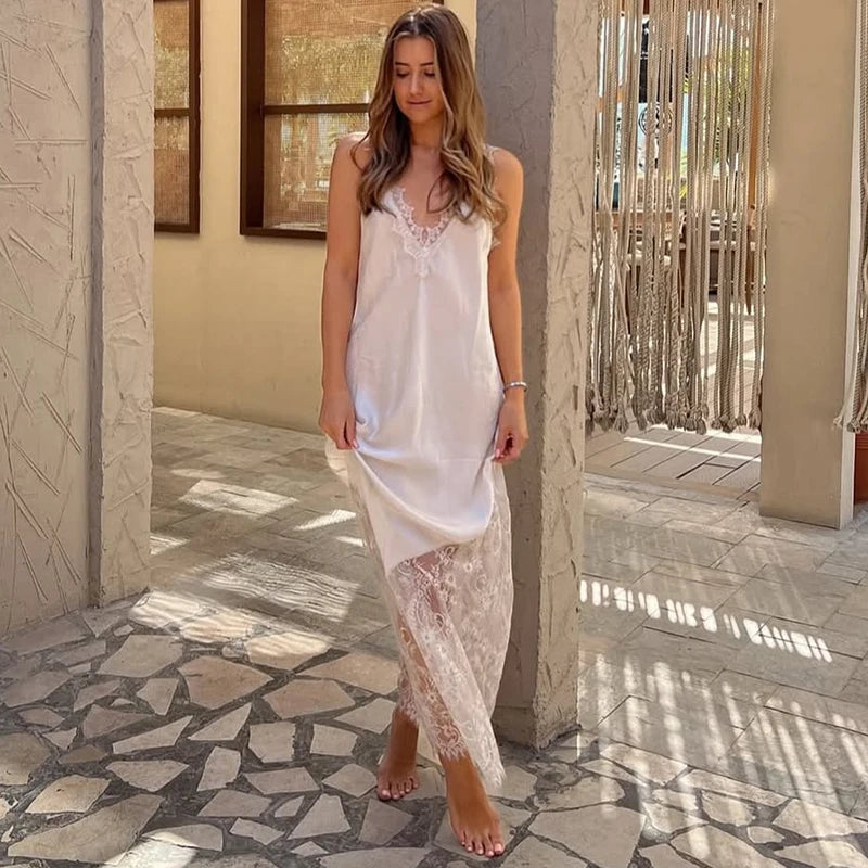 Glorol - Spaghetti Strap Lace Backless Slim Maxi Dress