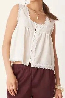 Glorol - Sleeveless Square Neck Lace Button Top