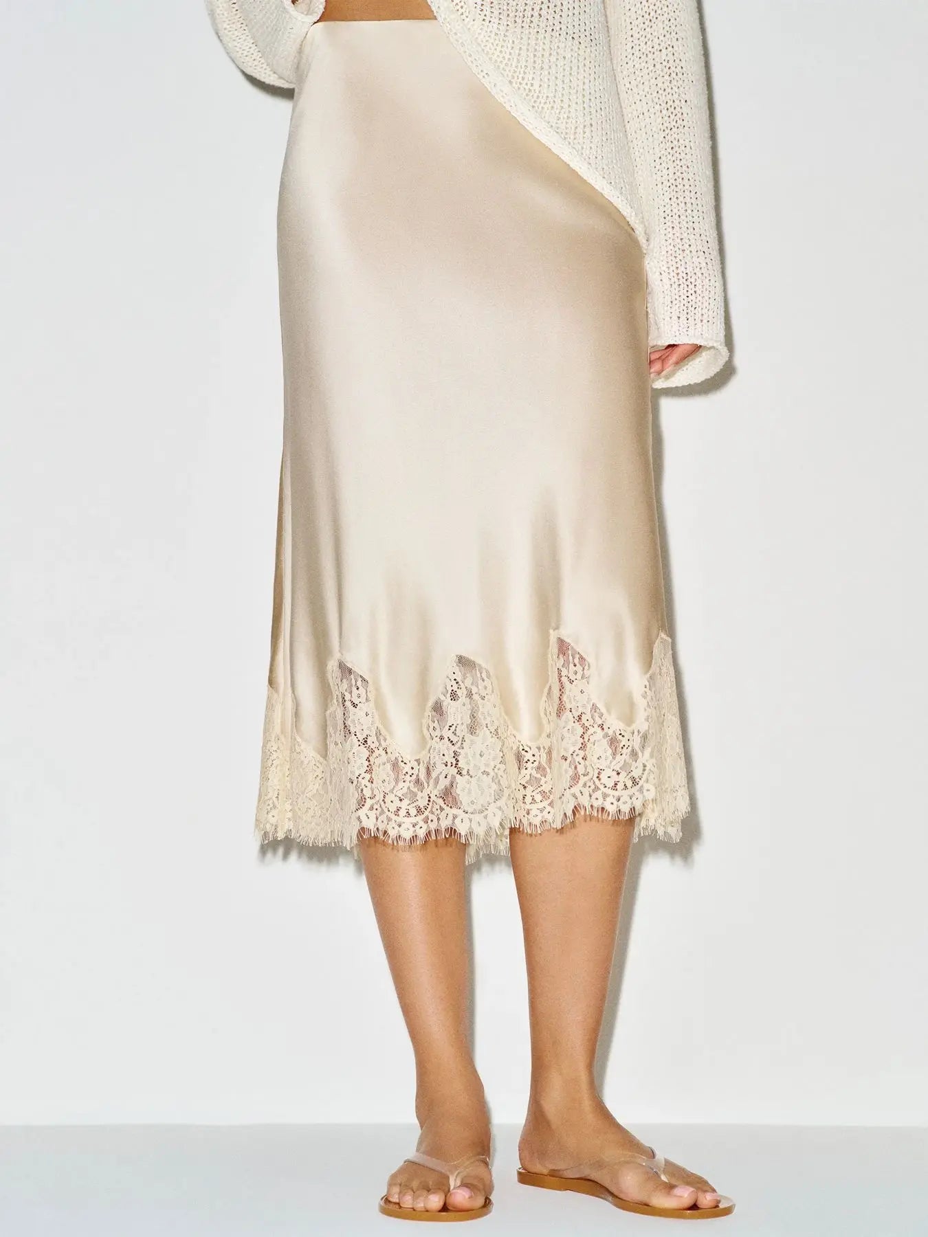 Glorol - Elegant Lace-Paneled Polka-Dot Skirt