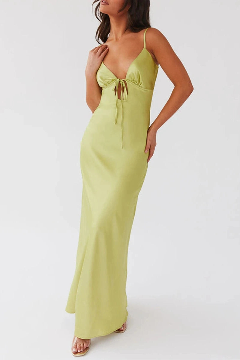Glorol - Sleeveless Tie-Up Backless Maxi Dress