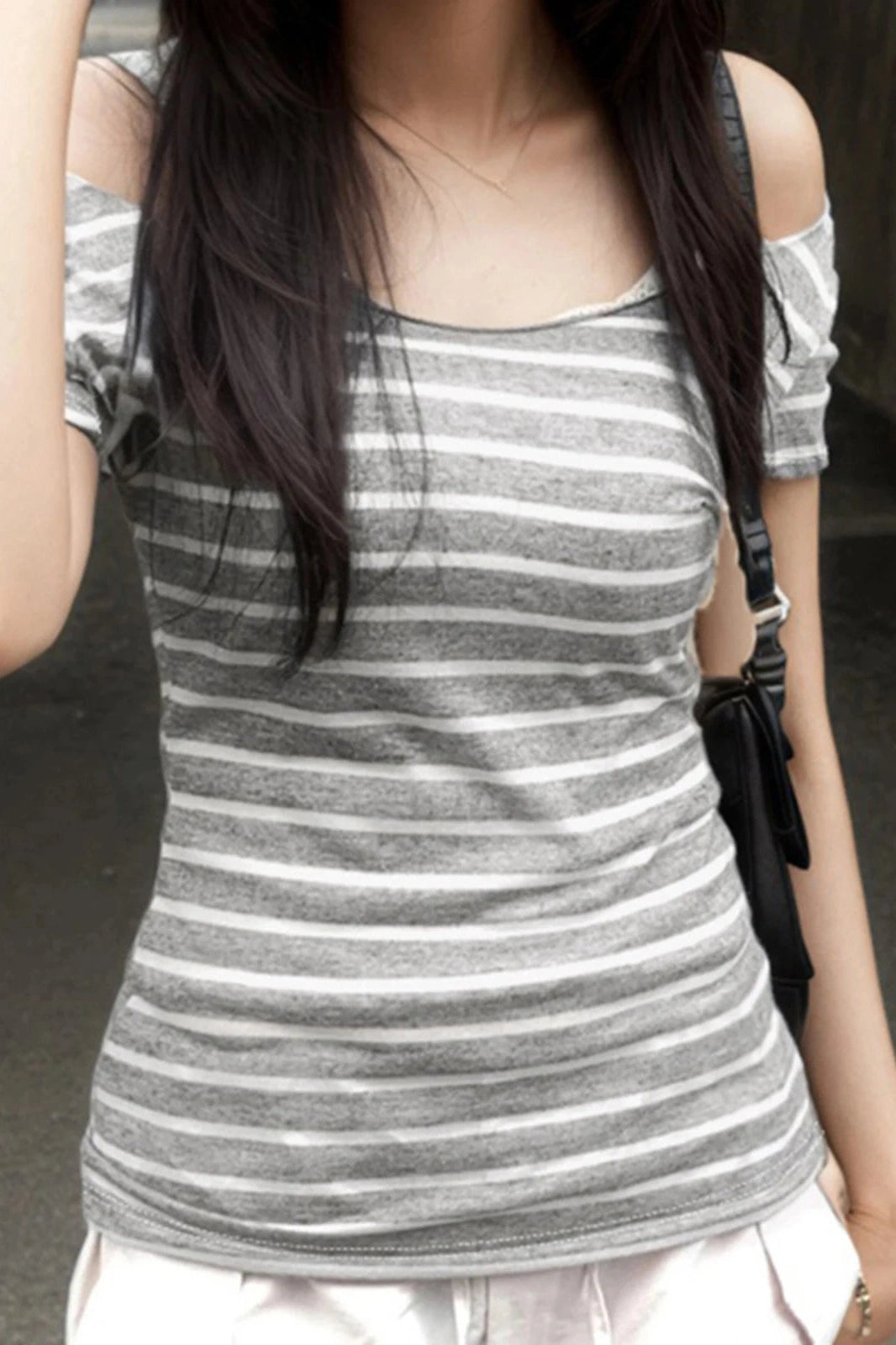 Glorol - Off-Shoulder Short Sleeve Print Slim Top