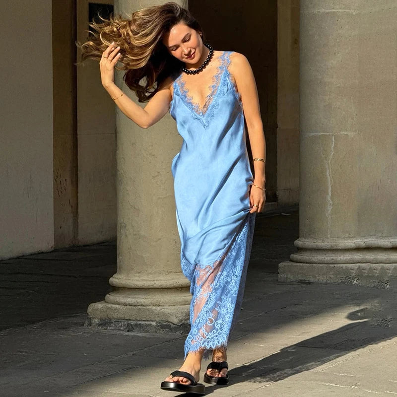 Glorol - Spaghetti Strap Lace Backless Slim Maxi Dress