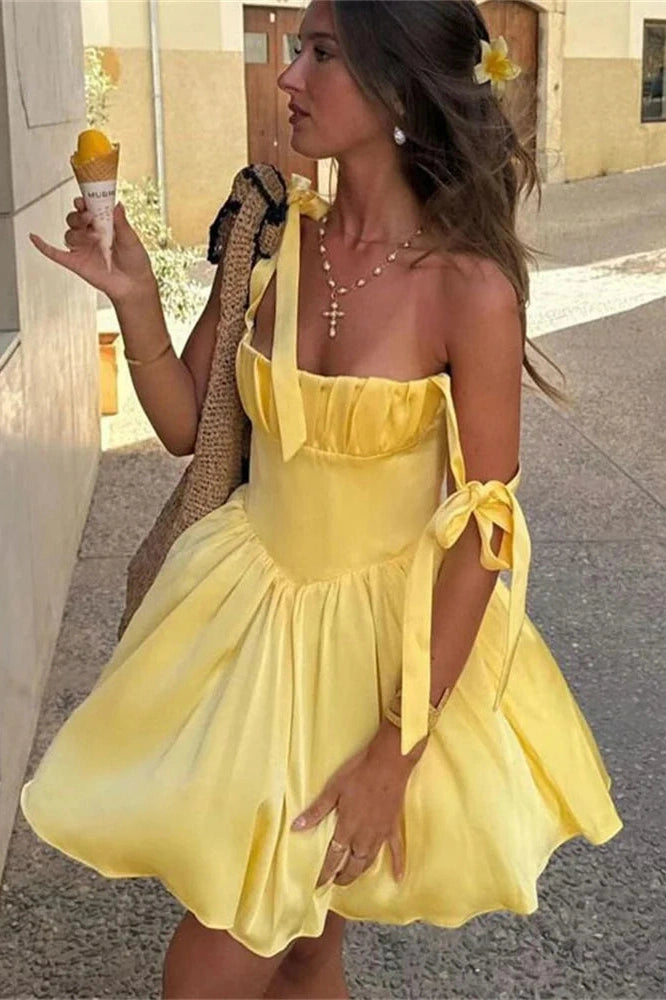 Glorol - Lace-Up Backless Pleated Slim Bodycon Mini Dress