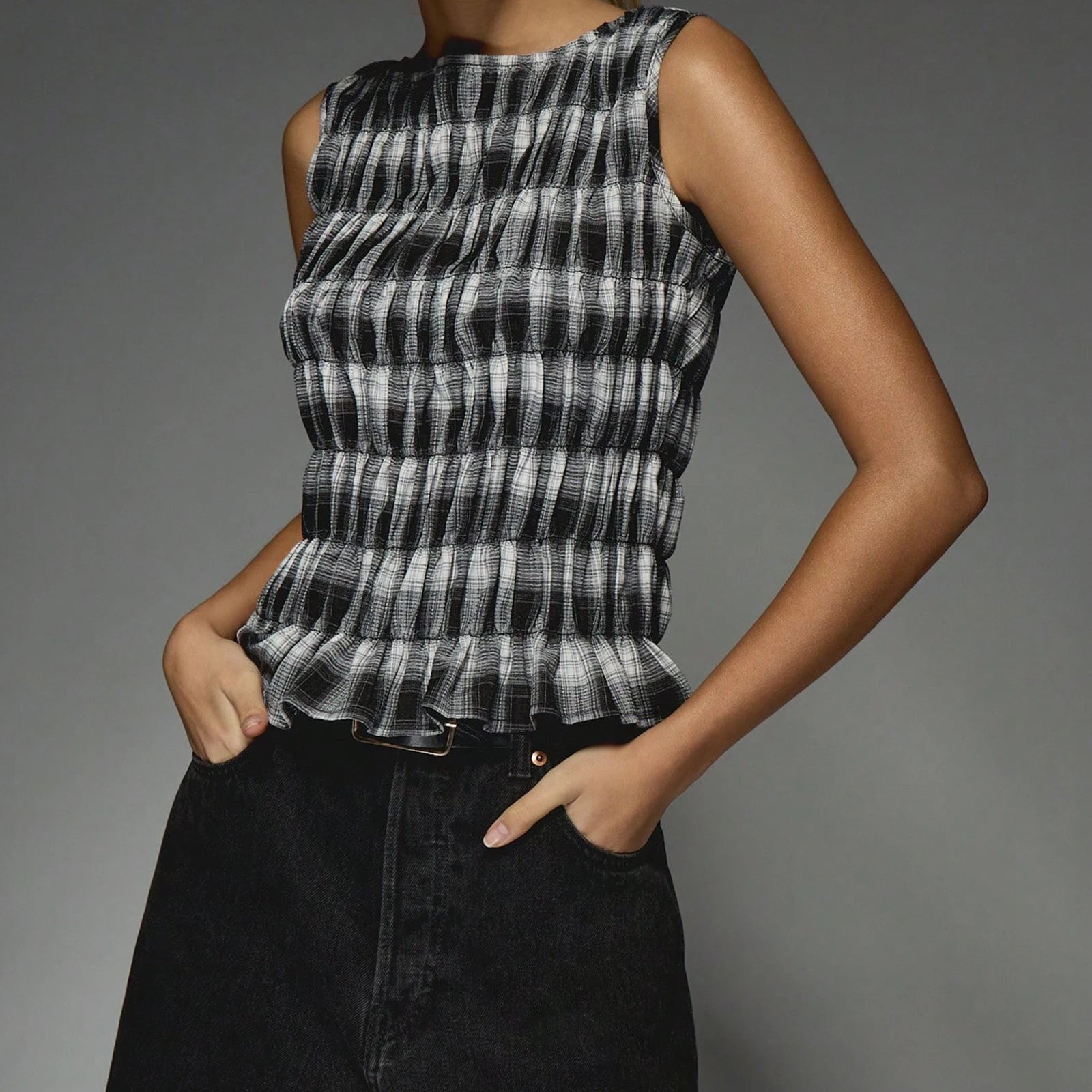 Glorol - Sleeveless Pleated Top