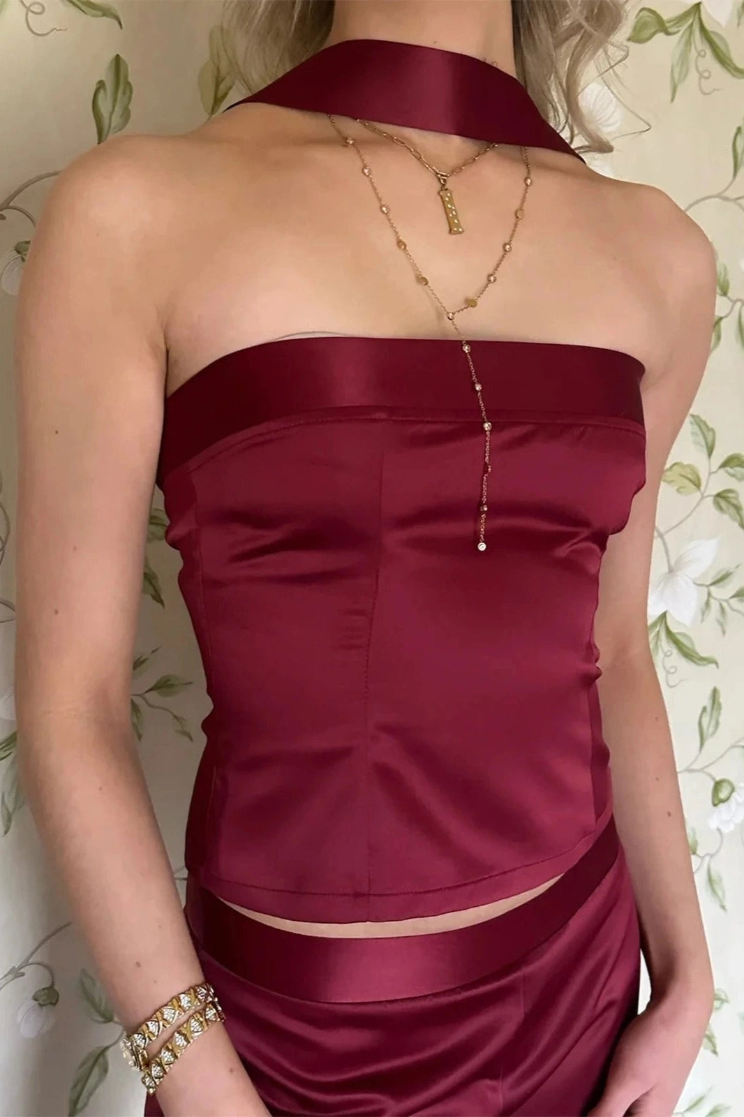 Glorol - Slim Off-Shoulder Sleeveless Scarf Top