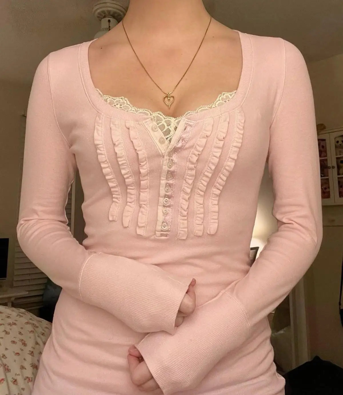 Glorol - Lace Slim V-Neck Long Sleeve Top