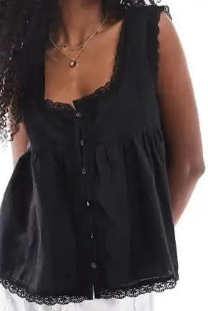 Glorol - Sleeveless Square Neck Lace Button Top