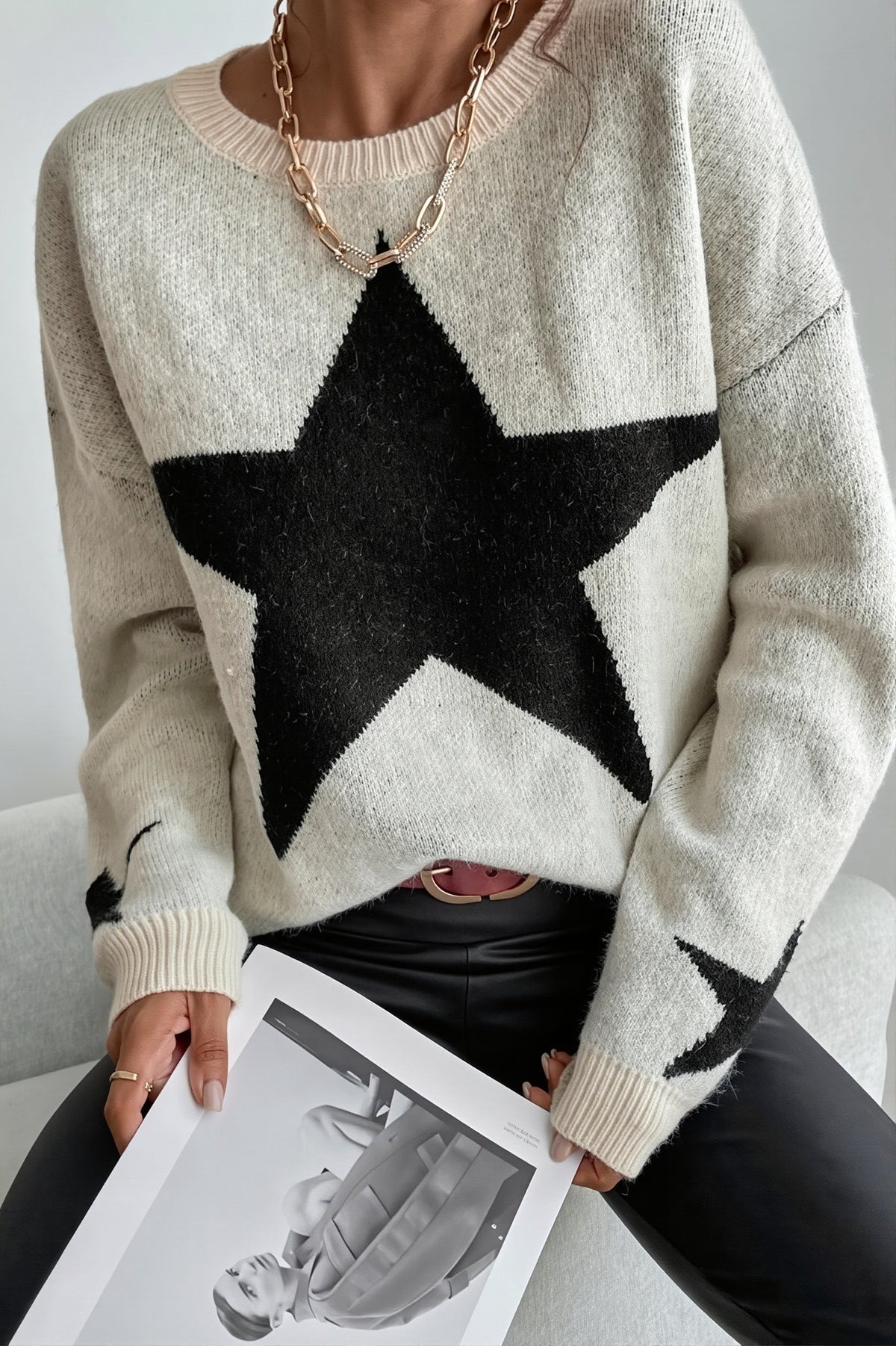Star Motif Crew Neck Raglan Sweater