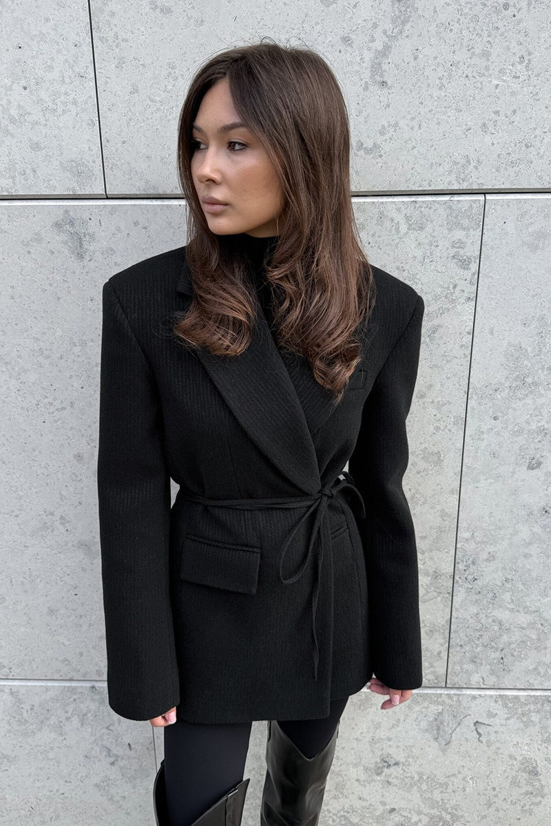 Notched Lapel Belted Tailored Blazer