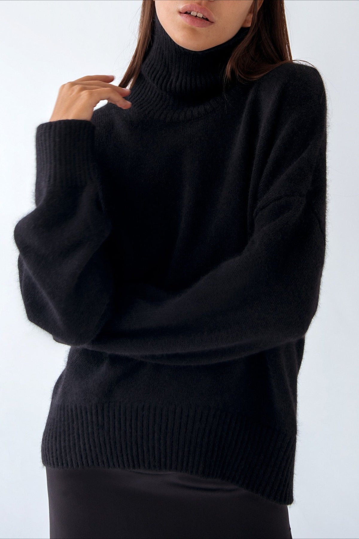 Relaxed Ribbed Turtleneck Knit Sweater