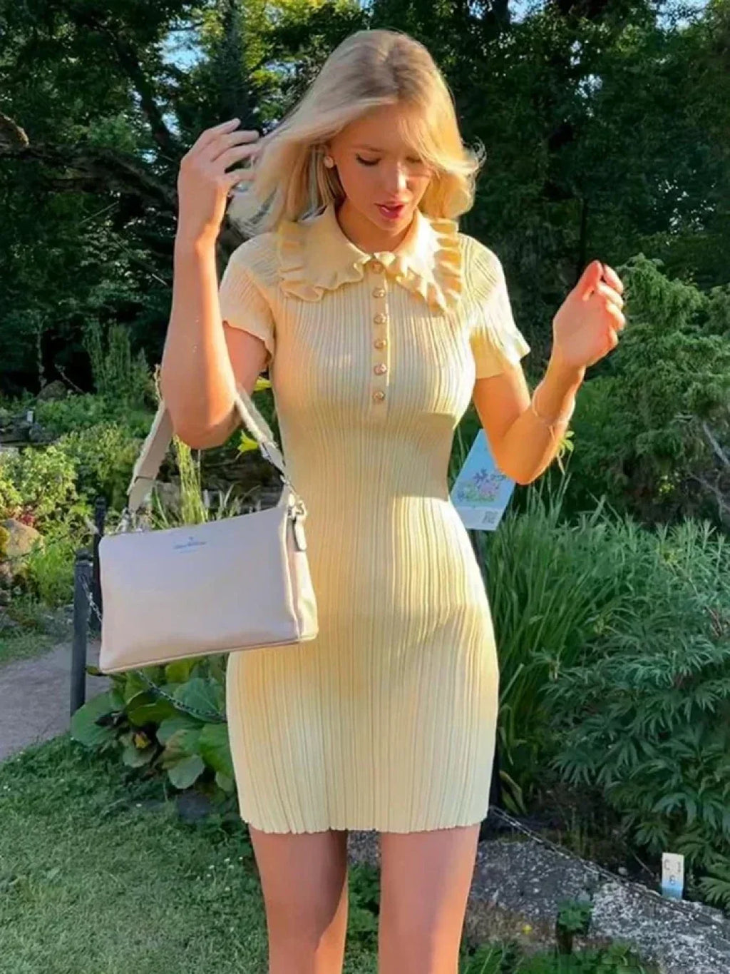 High-Waist Knitted Vintage Mini Dress